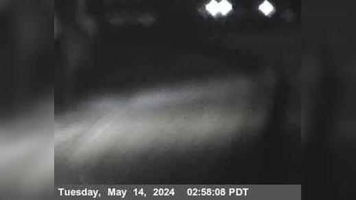 Traffic Cam Oakland › East: TVA92 -- I-580 : AT GOLF LINKS RD Player