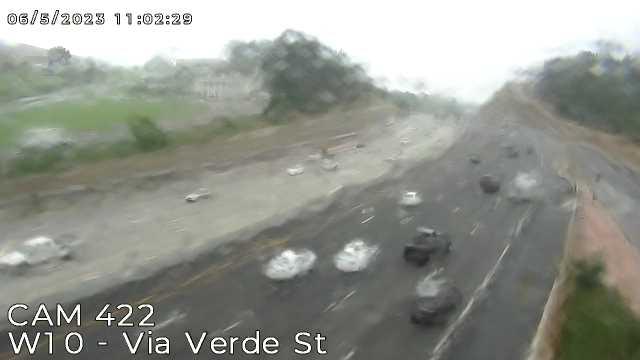 Traffic Cam Rowland Heights › West: Camera 422 :: W10 - VIA VERDE ST: PM 40.5 Player