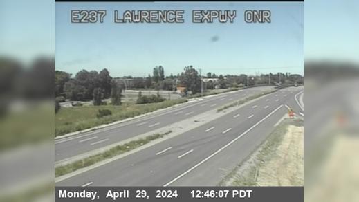 Traffic Cam Sunnyvale › East: TVC94 -- SR-237 : E237 Lawrence Expwy OR Player