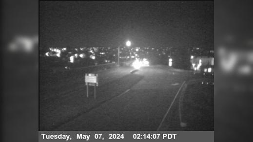 Traffic Cam Albany › East: T256S -- I-80 : Buchanan Street Offramp South View Player