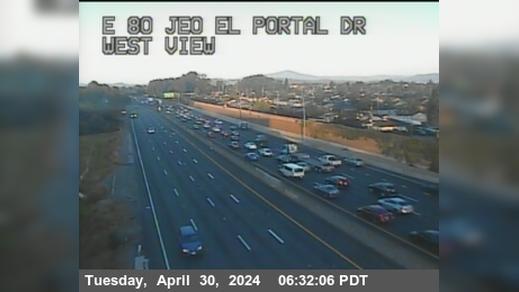 San Pablo › East: TV510 -- I-80 : Just East Of El Portal Drive Traffic Camera