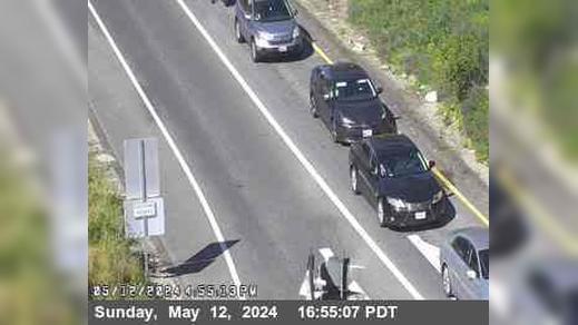 Traffic Cam Pinole › West: TVH24 -- I-80 - Valley Road Player