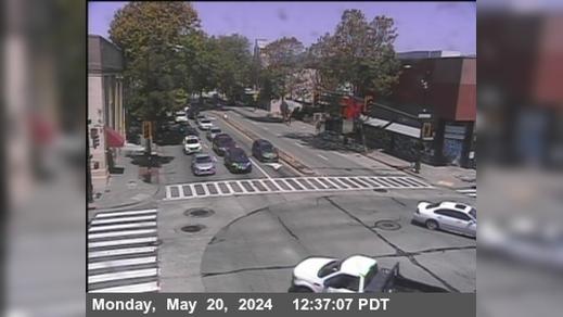Traffic Cam West Berkeley › North: T253N -- SR-123 : University Avenue - Looking North Player