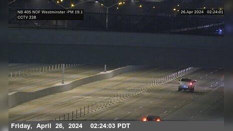 Traffic Cam Westminster › North: I-405 Player
