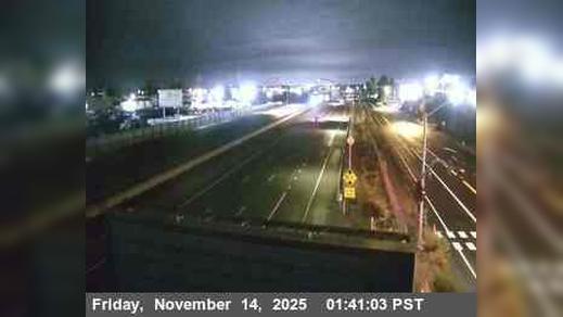 Salida: NB SR-99 S/O SR-219/Kiernan Ave Traffic Camera