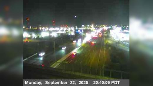 Redwood City › South: TV428 -- US-101 : Whipple Avenue Traffic Camera