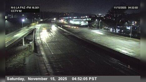 Traffic Cam Mission Viejo › North: I-5 : La Paz Road Player