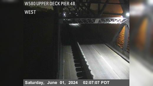 Traffic Cam Richmond › West: TVR02 -- I-580 : Upper Deck Pier Player