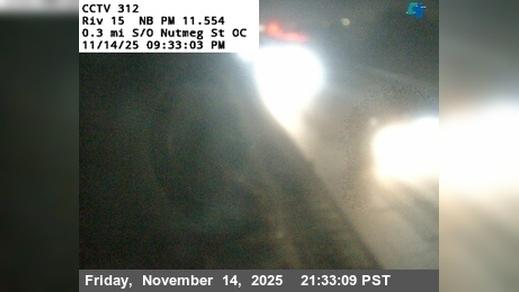 Traffic Cam California Oaks › North: I-15 : (312) 0.3 mi S/O Nutmeg St OC Player