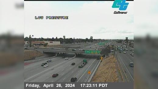 Traffic Cam Bakersfield › North: KER-99-MING AVE Player
