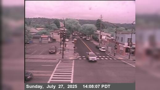 Traffic Cam Berkeley › North: T254E -- SR-123 : Gilman Street - Looking East Player