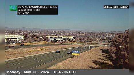 Aliso Viejo › South: SR-73 : North of Laguna Hills Drive Overcross Traffic Camera