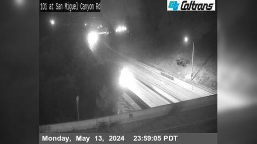Traffic Cam Prunedale › South: US-101 : San Miguel Canyon Rd Player