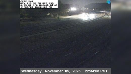 Sun City › South: I-215 : (244) 0.75 Miles South of McCall Boulevard Traffic Camera
