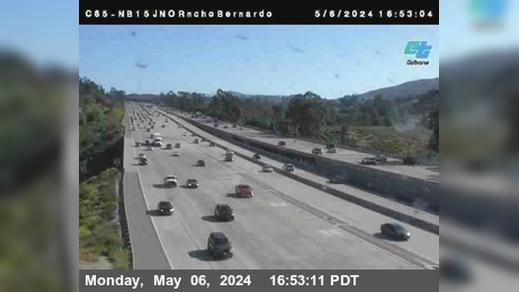 San Diego › North: C085) NB 15 : Just North Of Rancho Bernardo Road Traffic Camera