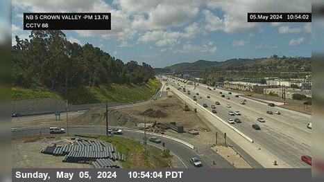 Mission Viejo › North: I-5 : Crown Valley Parkway Traffic Camera