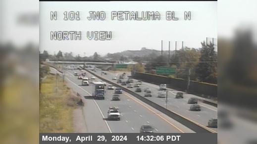 East Petaluma › North: TV144 -- US-101 : North Of Petaluma Blvd Traffic Camera