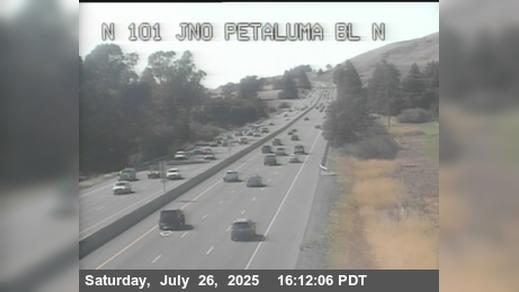 Traffic Cam East Petaluma › North: TV144 -- US-101 : North Of Petaluma Blvd Player