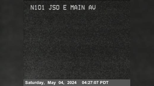 Traffic Cam Morgan Hill › North: TV935 -- US-101 : South of East Main Avenue Player