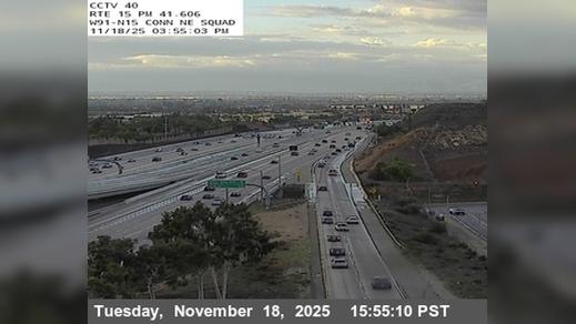 Traffic Cam Las Palmas › North: I-15 : (40) SR-91 Connector NE Quad Player