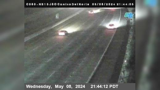 Traffic Cam San Diego › North: C080) I-15 : Just South Of Camino Del Norte Player