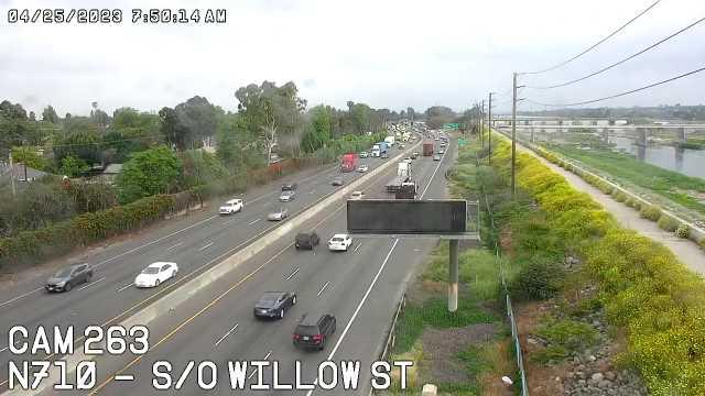 Willowville › North: Camera 263 :: N710 - S/O WILLOW ST: PM 7.3 Traffic Camera