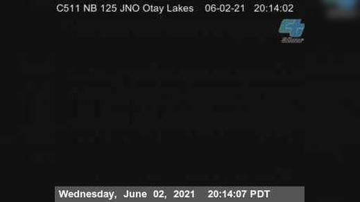 Traffic Cam Chula Vista › North: SR- : Just North Of Otay Lakes Road Player