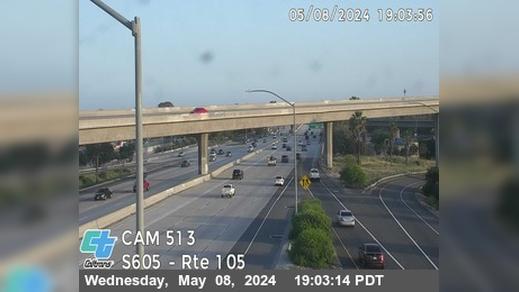 Traffic Cam Norwalk › South: I-605 : (513) I-105 Player