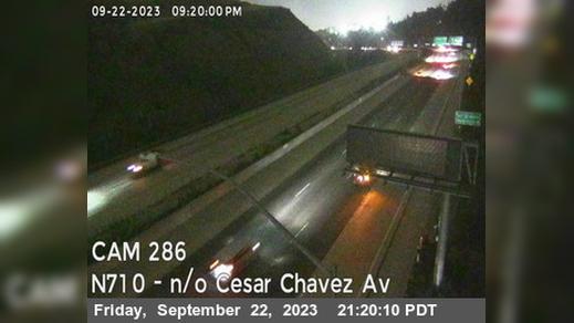 Traffic Cam Monterey Park › North: I-710 : (286) North of Cesar Chavez Ave Player