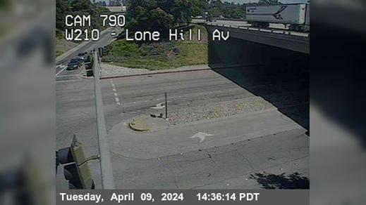 Glendora › West: I-210 : (790) Lone Hill Ave Traffic Camera