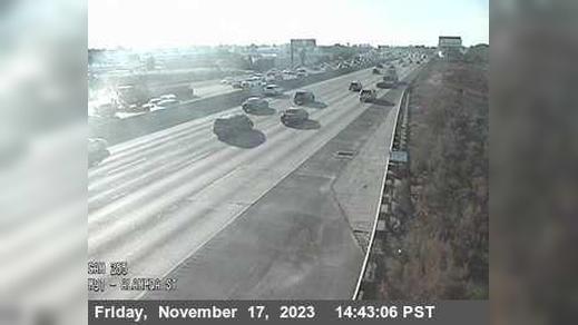 Compton › West: SR-91 : (255) Alameda St Traffic Camera