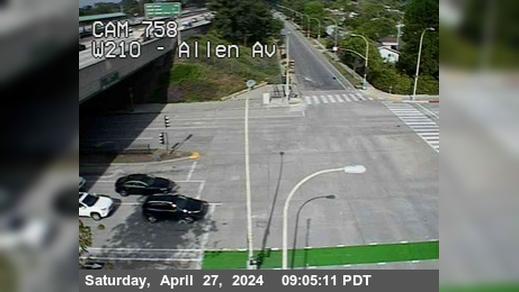 Traffic Cam Pasadena › West: I-210 : (758) Allen-Maple Player