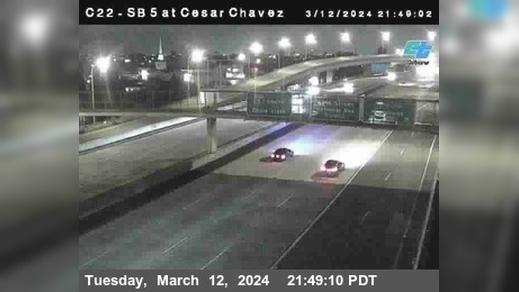 Traffic Cam San Diego › South: C022) SB 5 : Cesar E Chaves Parkway Player