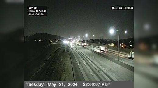 Traffic Cam Sunnyslope › West: SR-60 : (358) East of Camino Real Player