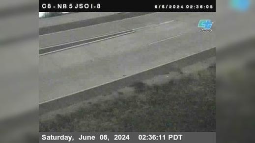 Traffic Cam Old Town › North: C008) I-5 : Just South Of I-8 Player