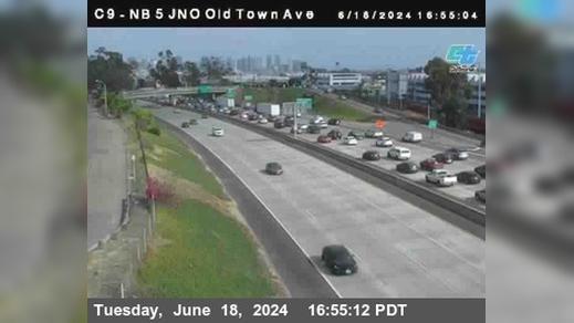 Traffic Cam Old Town › North: C 009) I-5 : Just North Of Player