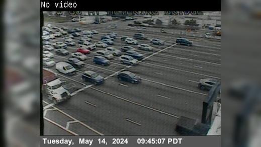 Traffic Cam Oakland › West: TVD10 -- I-80 : Metering Bridge Player