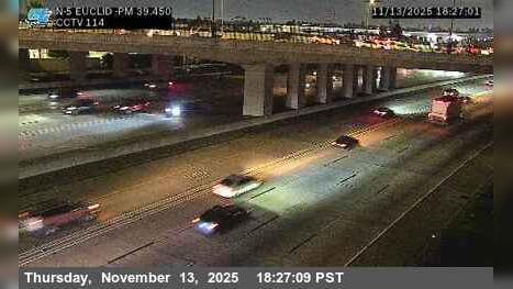 Traffic Cam West Anaheim › North: I-5 : Euclid Avenue Player