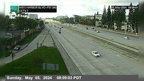 Anaheim › North: I-5 : Harbor Boulevard Traffic Camera
