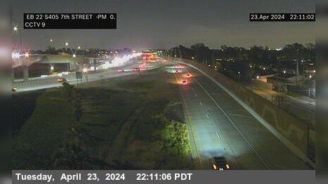 Traffic Cam Seal Beach › East: SR-22 : South of 405 Player