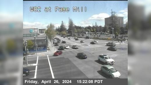 Traffic Cam Palo Alto › West: T029W -- SR-82 : Page Mill Road - Oregon Expressway Player