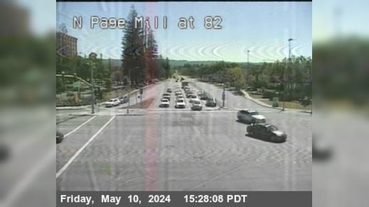 Traffic Cam Palo Alto › North: T029N -- SR-82 : Page Mill Road - Oregon Expressway Player