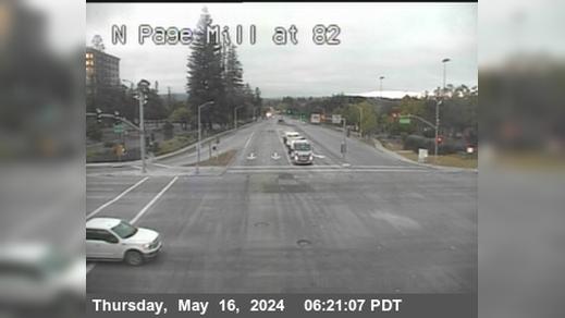 Palo Alto › East: T029E -- SR-82 : Page Mill Road - Oregon Expressway Traffic Camera