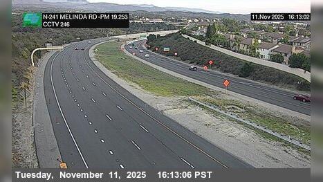 Traffic Cam Rancho Santa Margarita › North: SR-241 : 30 Meters South of Melinda Road Undercross Player