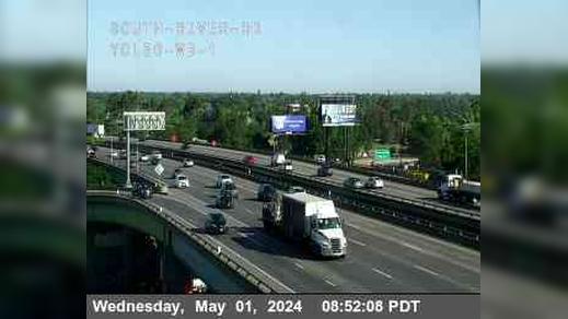 Traffic Cam West Sacramento › West: Hwy 50 at South River Rd Player