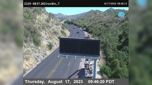 Traffic Cam Poway › North: C 229) NB 67: Just North of Iron Mtn_Top Player