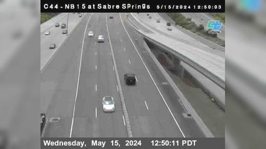 Traffic Cam San Diego › South: C 044) I-15 : Saber Springs DAR Player