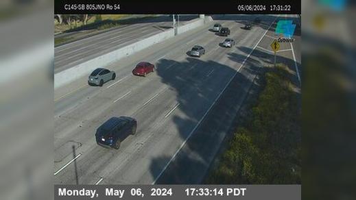 Traffic Cam Lincoln Acres › South: C145) I-805 : Just North Of SR-54 Player