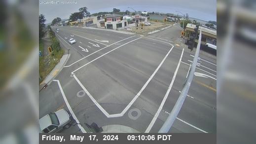 Traffic Cam Eureka: US-101 - McCullen - Looking South Player