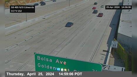 Traffic Cam Westminster › South: I-405 : North of Edward Player